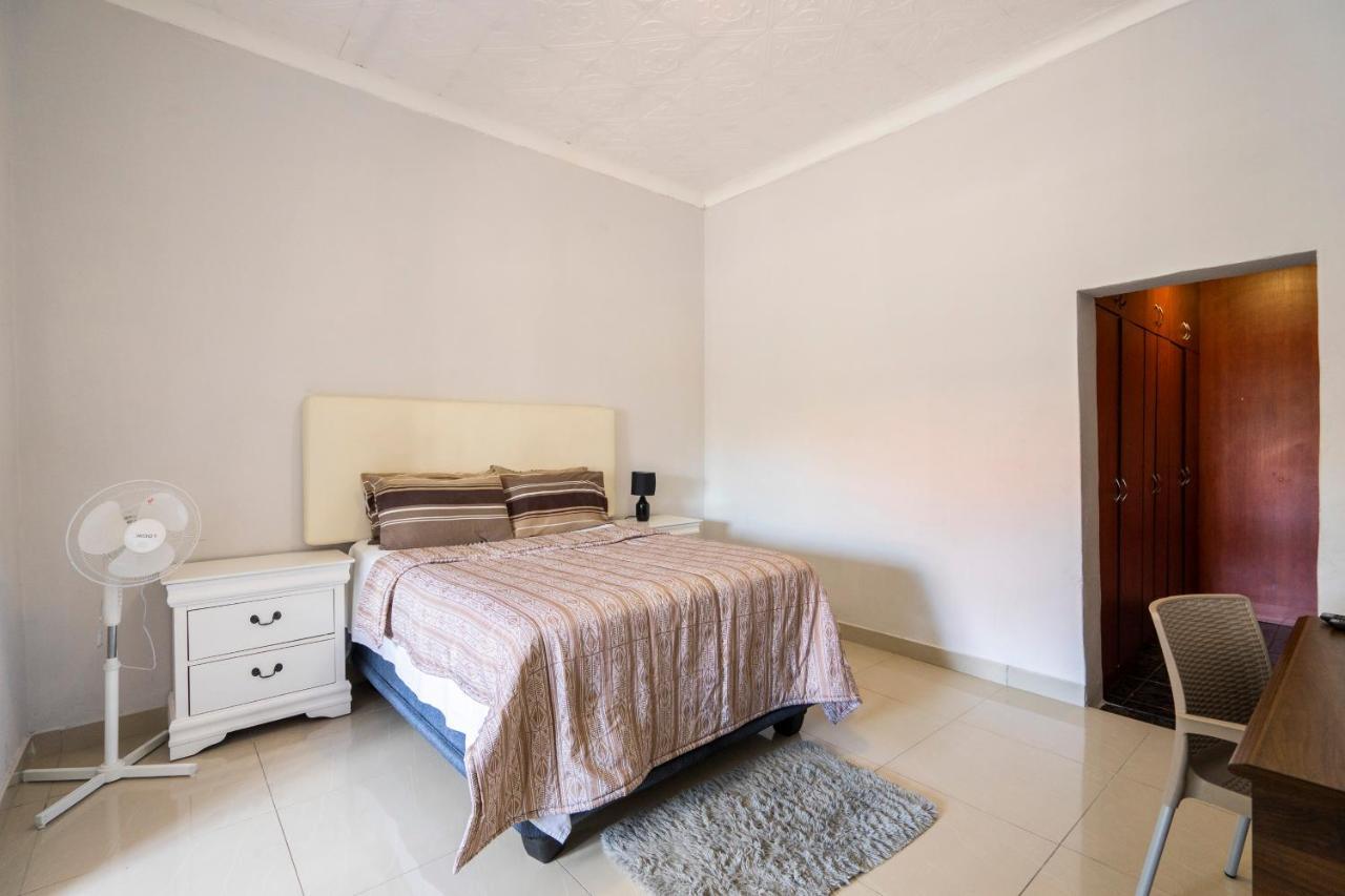 Hasate Guest House 10 Florence Street Oakdale Belliville 7530 Cape Town South African المظهر الخارجي الصورة