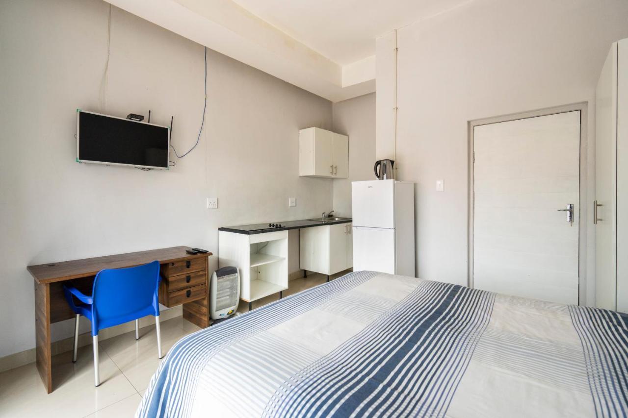 Hasate Guest House 10 Florence Street Oakdale Belliville 7530 Cape Town South African المظهر الخارجي الصورة