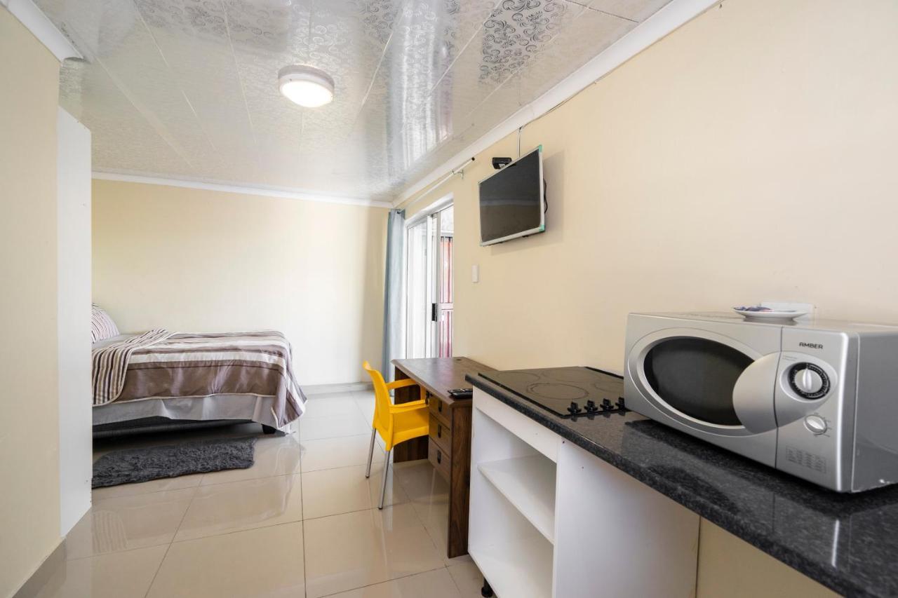 Hasate Guest House 10 Florence Street Oakdale Belliville 7530 Cape Town South African المظهر الخارجي الصورة